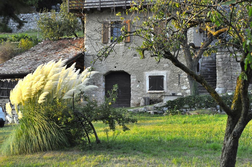 Hotel Santa Barbara Ronzo-Chienis Exterior foto